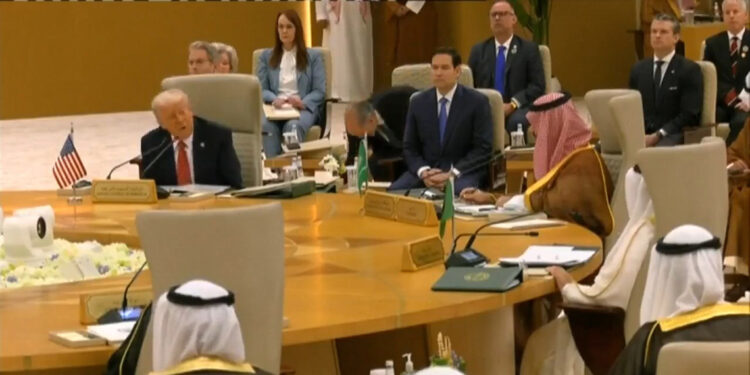 Trump, Körfez İşbirliği Konseyi- ABD Zirvesi'nin açılışında konuştu