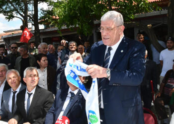 Türkiye yönetilmiyor, yönetilemiyor