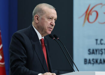 Türkiye'de hiç kimse hukukun üstünde değildir