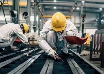 Ücretli çalışan sayısının mart ayında yüzde 0,6 arttı