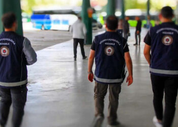 21 göçmen kaçakçılığı organizatörü ve 547 düzensiz göçmen yakalandı