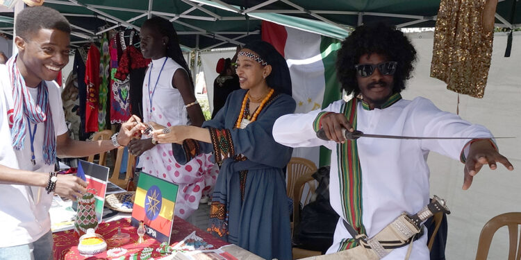 Yabancı uyruklu öğrencilerden kültür köprüsü