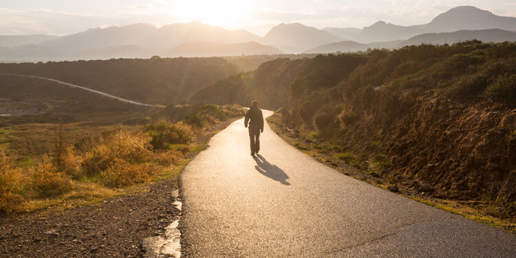 Yola çıkmak cesaret ister, anlatmak da bir niyet…