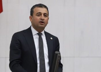 Emeklinin cebinden bir bayramda 274 dolar buhar olup uçtu