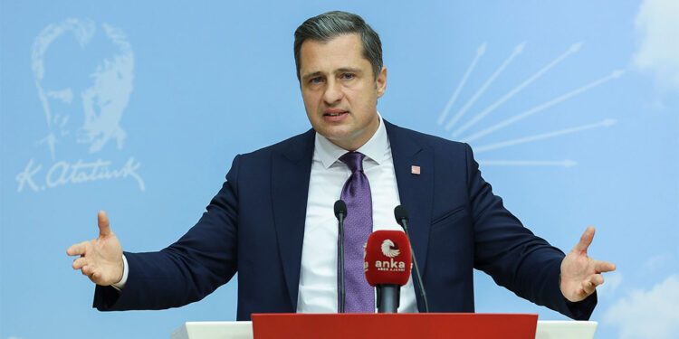 86 milyona dayatılan umutsuzluğu hep birlikte söküp atacağız