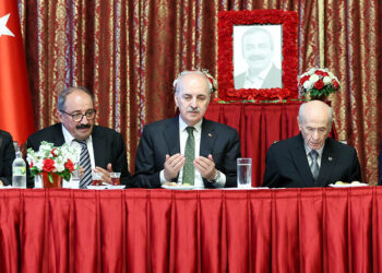 Devlet Bahçeli Sırrı Süreyya Önder'in taziye programına katıldı
