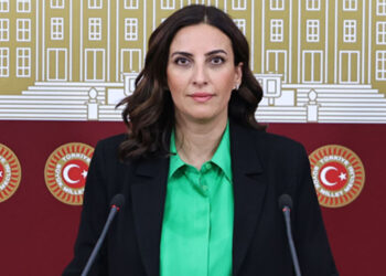 Gençliğe yoksulluk yorgunluk yoksunluk reva görülüyor