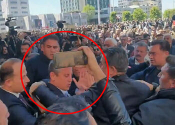 Özgür Özel'e yumruklu saldırı