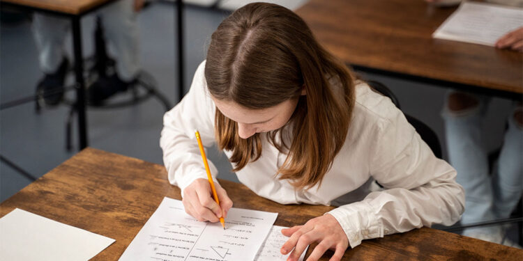 Sınav başarısı için tek şart bilgi değil, duygusal dayanıklılık