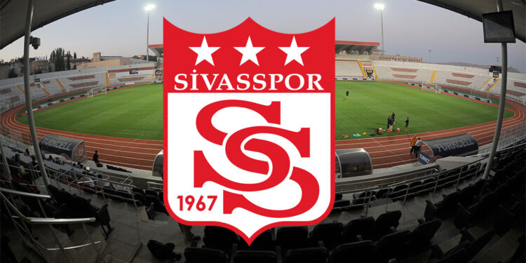 Sivasspor'a 3 dönem transfer yasağı cezası