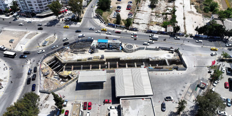 Hastaneye ulaşımı kolaylaştıracak yaya tüneli