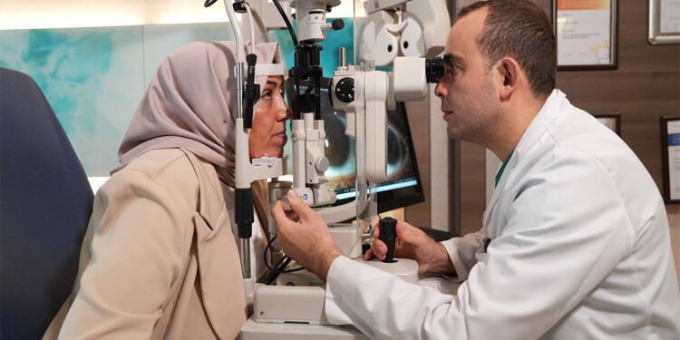 Çocukluğundan beri ciddi görme kaybı yaşayan Şirin Kılıç 'yapılamaz' denileni yaptı