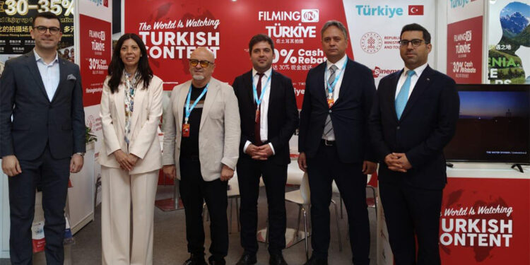 Şanghay Uluslararası Film Festivali'nde Türkiye standı kuruldu