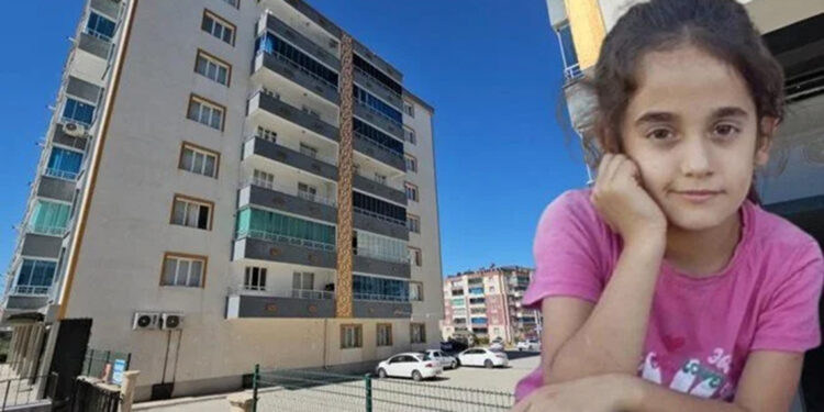 9 yaşındaki Yasemin, bıçaklanmış halde ölü bulundu