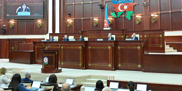 Azerbaycan ile Çin arasındaki vize muafiyeti anlaşması onaylandı