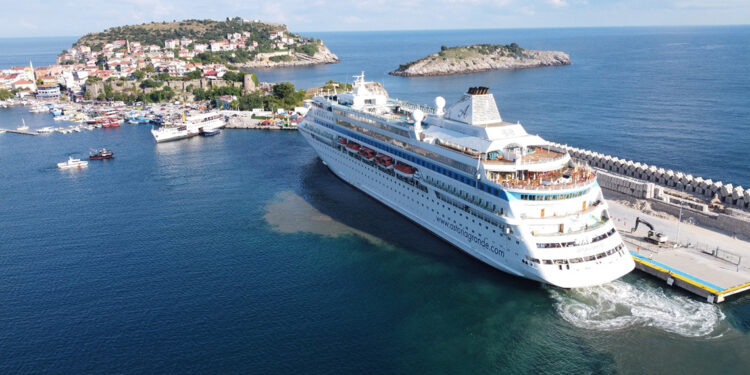 Amasra'da bayram tatili rezervasyonları yüzde 80'e ulaştı