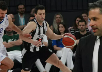 Anadolu Efes- Beşiktaş Fibabanka: 64-75