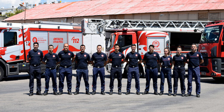 Antalya İtfaiyesi yaz sezonuna hazır