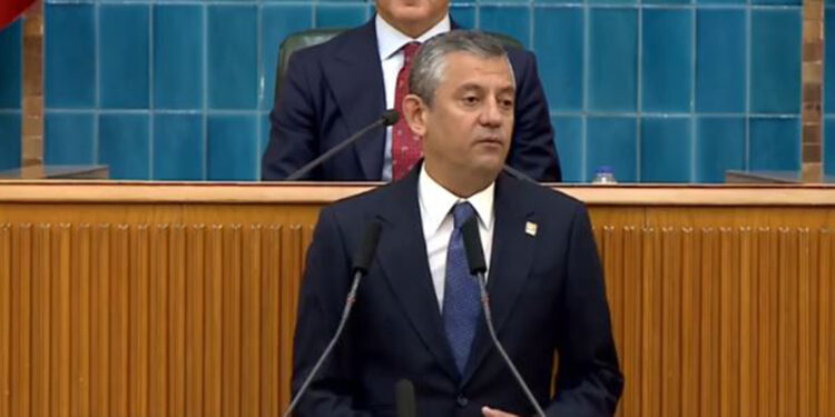 Asgari ücrete zam yapılması için mücadeleye devam edeceğiz