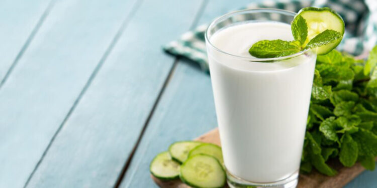 Ayran, kefir ve sade soda gibi sağlıklı alternatifler tercih edilmeli