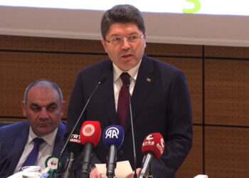 Noterlik Kanunu'nda yer alan disiplin hükümleri yeniden düzenlendi