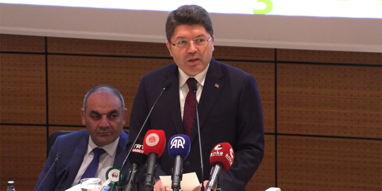 Noterlik Kanunu'nda yer alan disiplin hükümleri yeniden düzenlendi