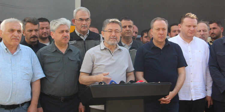 Sakarya-Bilecik sınırındaki yangın kontrol altına alındı