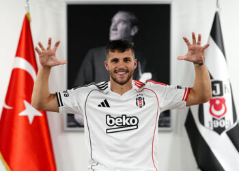 Beşiktaş David Jurasek transferini açıkladı