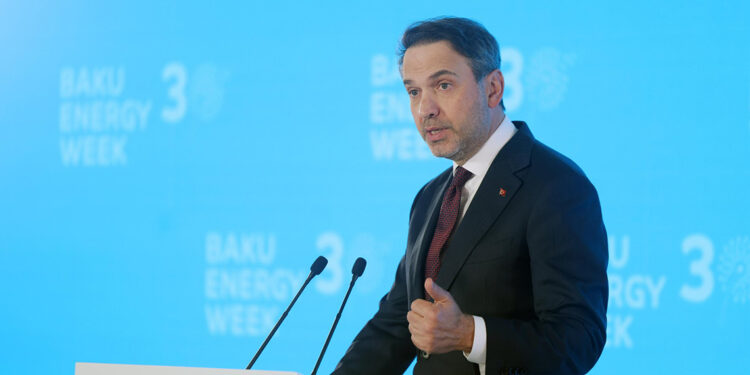 Bakan Bayraktar'dan petrol ve gaz açıklaması: Sıkıntı görmüyoruz
