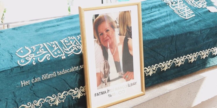 Barış Manço'nun kız kardeşi İnci İlbay son yolculuğuna uğurlandı