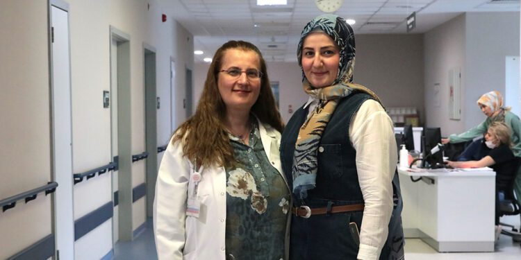 Bel fıtığı sanıldı, 'Ankilozan spondilit' çıktı; tedaviyle sağlığına kavuştu