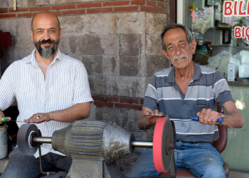 Bıçakçılarda bayram tarifesi; bileme 50 lira