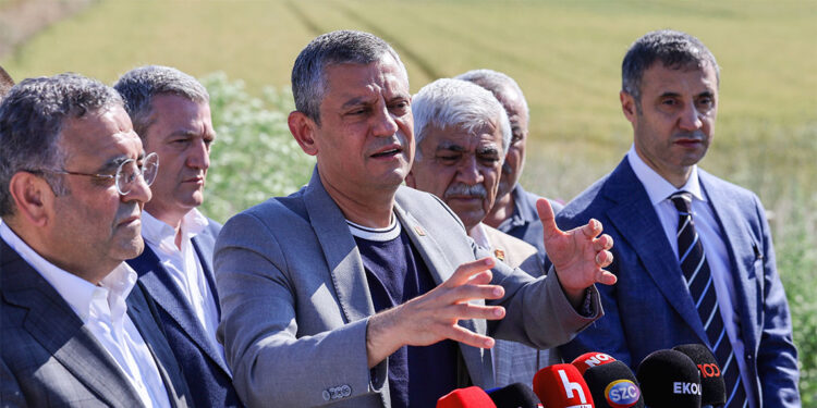 Dalga dalga yapılan bu haksızlıklara isyan ediyoruz