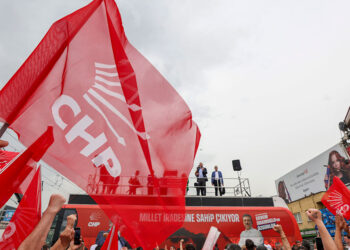 CHP'li 5 belediye başkanı görevden uzaklaştırıldı