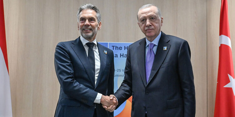 Cumhurbaşkanı Erdoğan, Hollanda Başbakanı Dick Schoof ile bir araya geldi