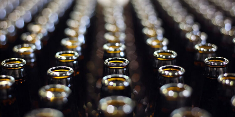 Cam şişelerde mikroplastik oranı daha yüksek çıktı