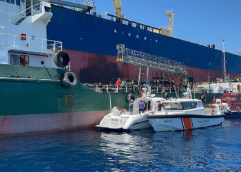 Çanakkale'de denizi kirleten gemiye 8 milyon lira ceza