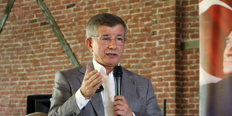 İsrail'in saldırganlığı karşısında net tavır almak lazım