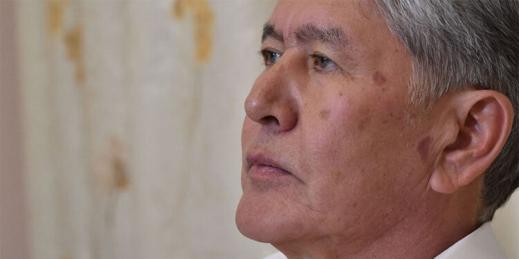 Eski Kırgızistan Cumhurbaşkanı Almazbek Atambayev'e 11 yıl 6 ay hapis cezası