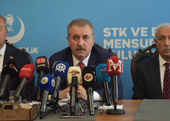 Emperyalist güçler için Türkiye en büyük engellerden birisi