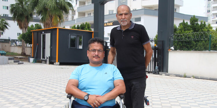 Engelli oğlunun hayali motosikletin parasını dolandırıcılara kaptırdı