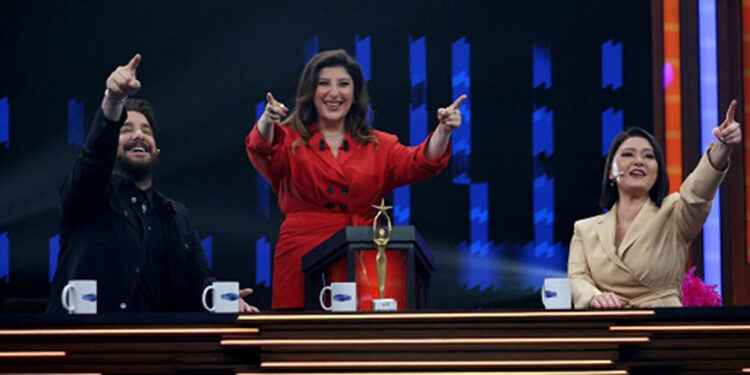 Enis Arıkan ve Nurgül Yeşilçay’dan sosyal medya düellosu