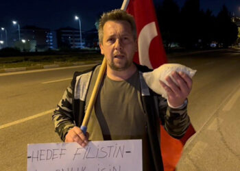 Eskişehir’den yola çıktı; İsrail ablukasındaki Gazze'ye yürüyüş başlattı