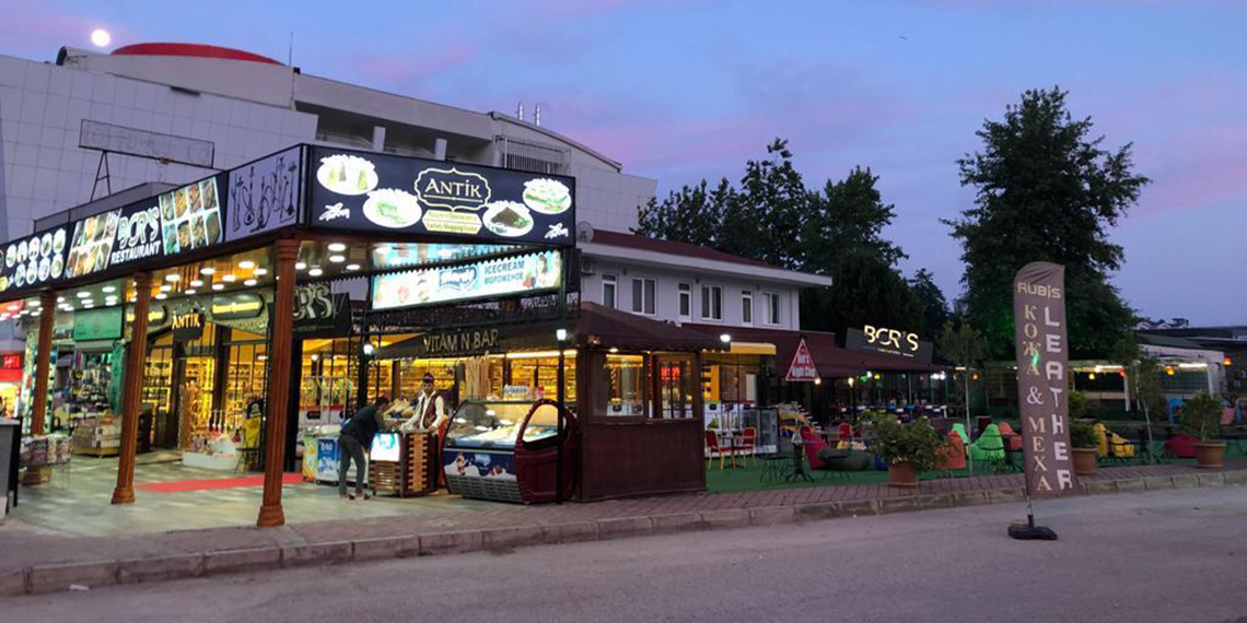 Esnafın mülk sahibi kabusu; kapıları kırdı, elektriği kesti