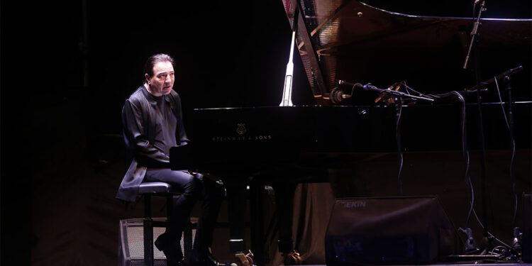 Fazıl Say'a besteletilen İznik Türküsü sanatseverlerle buluştu