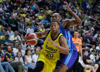 Fenerbahçe Beko Basketbol Süper Ligi'nde yarı finale yükseldi