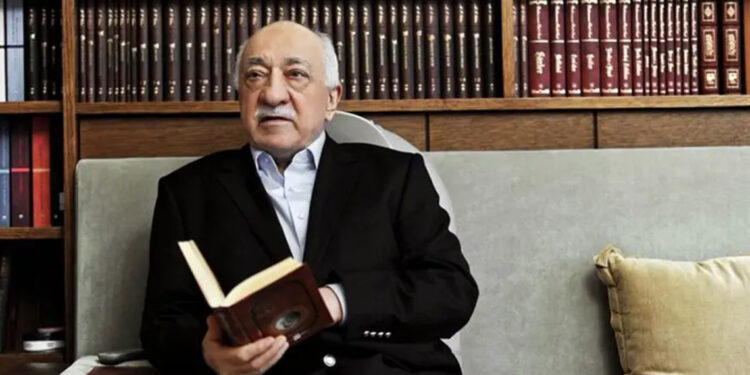 FETÖ elebaşı Gülen'in kuzeni gözaltına alındı