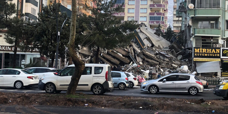 Fazilet Apartmanı davası avukatı: Fırıncı aynı zamanda yapı sahibi