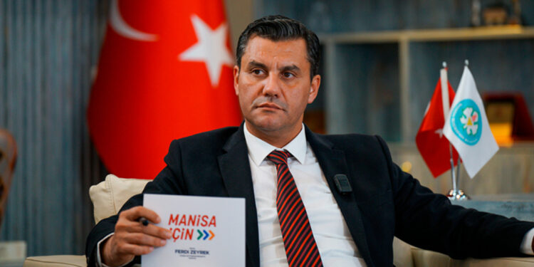 Ferdi Zeyrek hayatını kaybetti