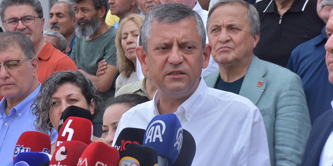 Ferdi Zeyrek'in hayatta kalma mücadelesi devam ediyor